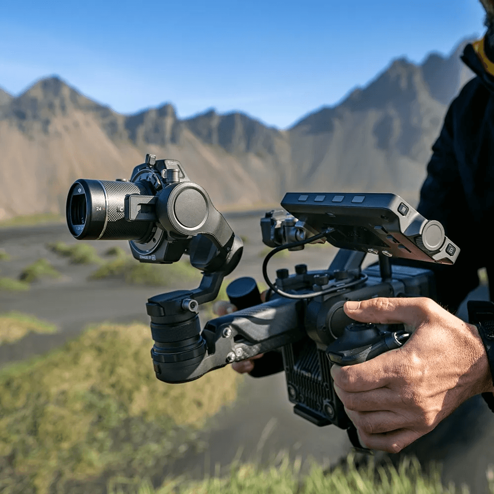 Câmera Cinematográfica DJI Ronin 4D-8K Combo com Zenmuse X9-8K BR